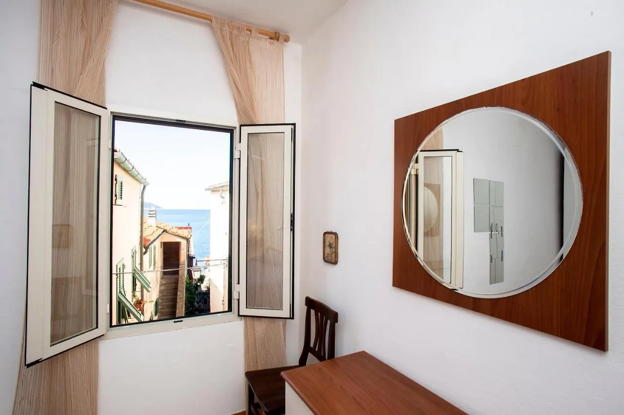 Apartment Appartamenti Scaglieri Portoferraio